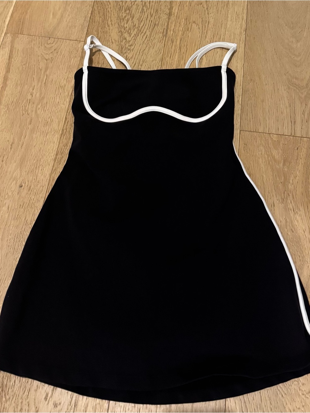 ALO Yoga Tennis Dress.  Black/white.  XS. New